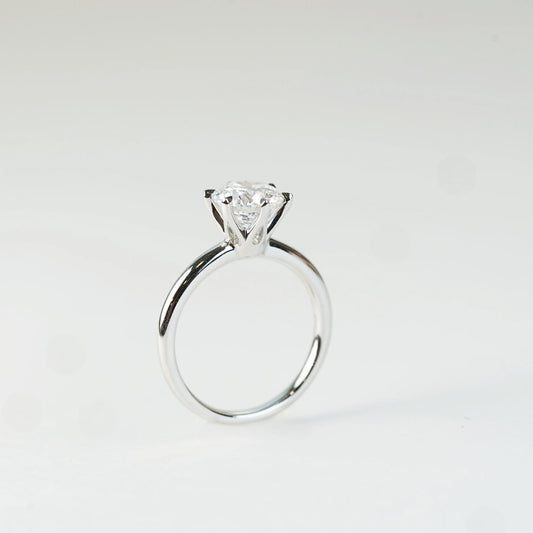 ARIA 培育鑽石戒指托|經典六爪單鑽戒圈(18K 金/鉑金)– R24817RD