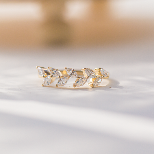 馬眼形培育鑽石月桂葉戒指 (TMLR1217)