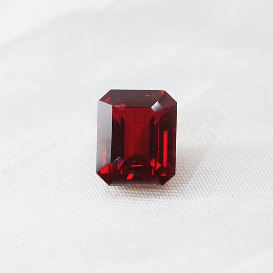 2.19cts 現貨培育紅寶石 - 祖母綠形