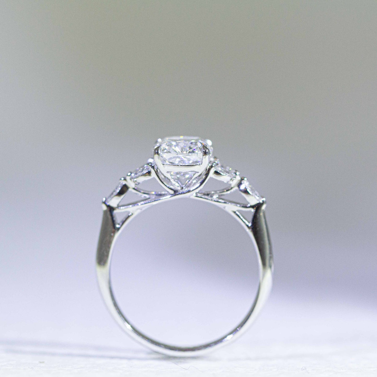 現貨 1.56cts 墊形培育鑽石戒指 (MARIAN - R24807CUA)