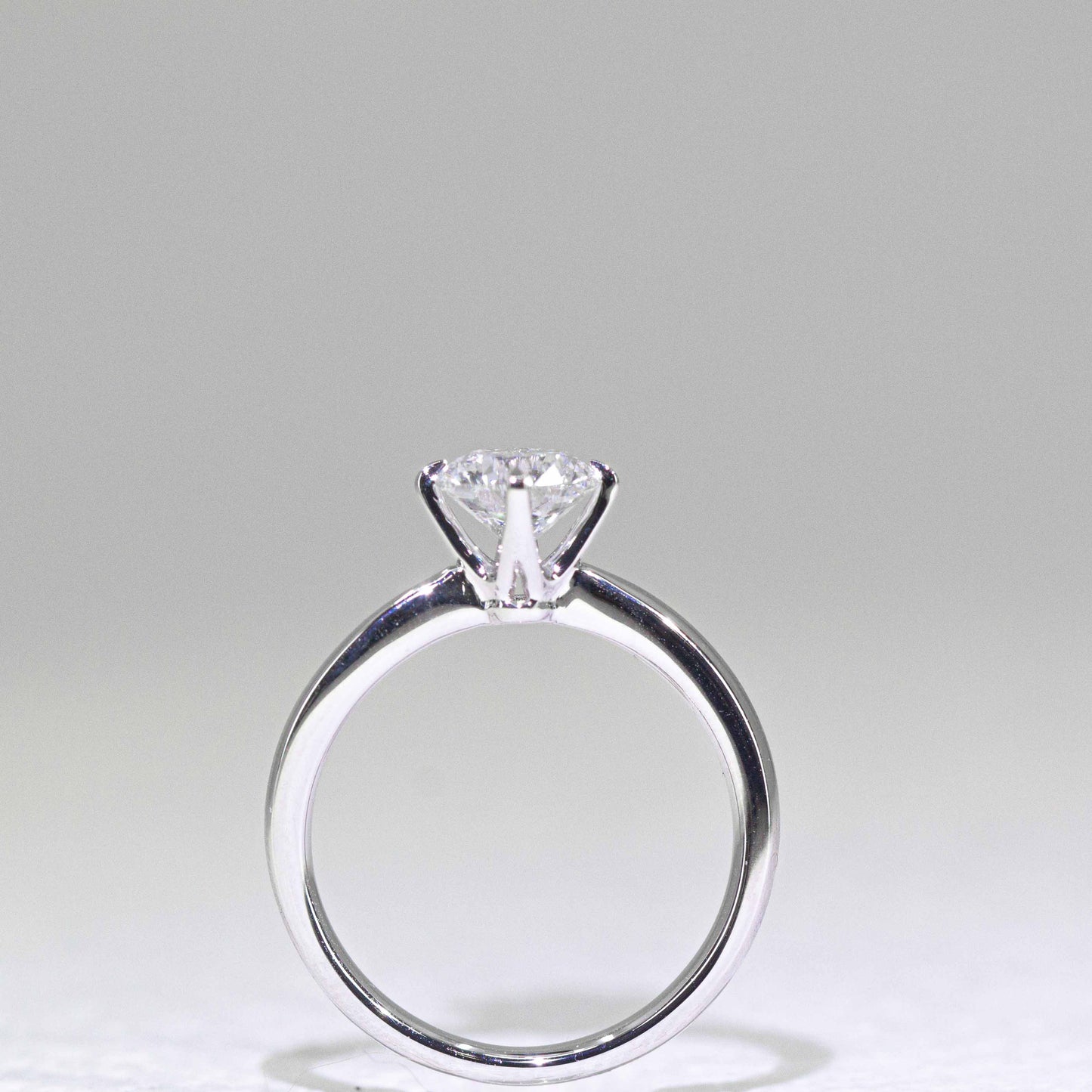 現貨 PT950 1.57cts 圓形培育鑽石戒指 (HERMOSA - R24812RD)