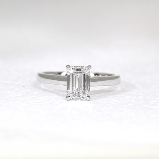 In-Stock 1.04cts Emerald Cut Lab Grown Diamond Ring (BLAIR - R24816EM)
