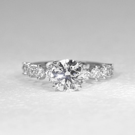 In-Stock PT950 1.01cts Round Shape Lab Grown Diamond Ring (CAROLINE - R24819RDA)