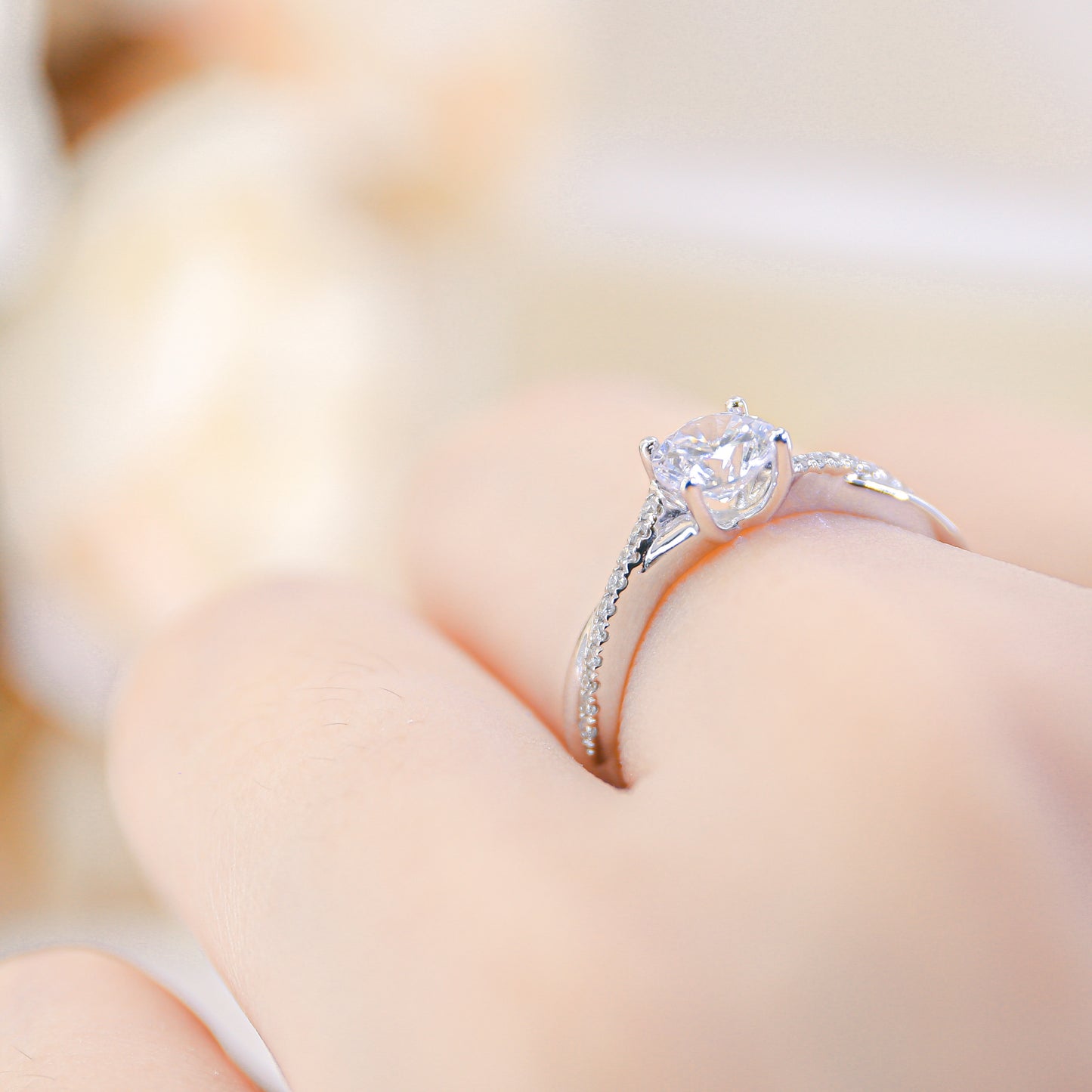 PHAEDRA 培育鑽石戒指托|交錯鋪鑽戒圈(18K 金/鉑金)– TM0033