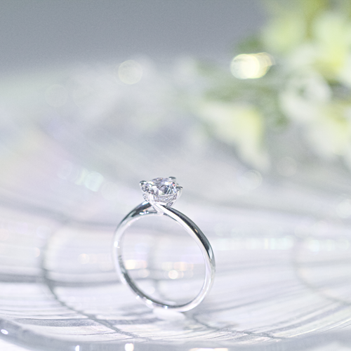 In-Stock 18K White Gold 1.50cts Round Shape Lab Grown Diamond Ring (IDALIA - TM0057M)