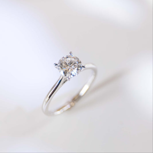 In-Stock 18K WG 1.30cts Round Shape Lab Grown Diamond Ring (HULD - TM0805N)