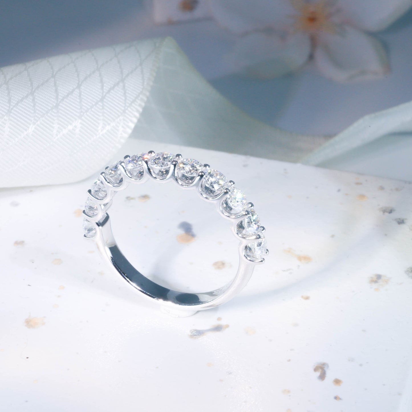 現貨 18K金 0.99ct (每粒0.09ct) 培育圓鑽U形爪線戒