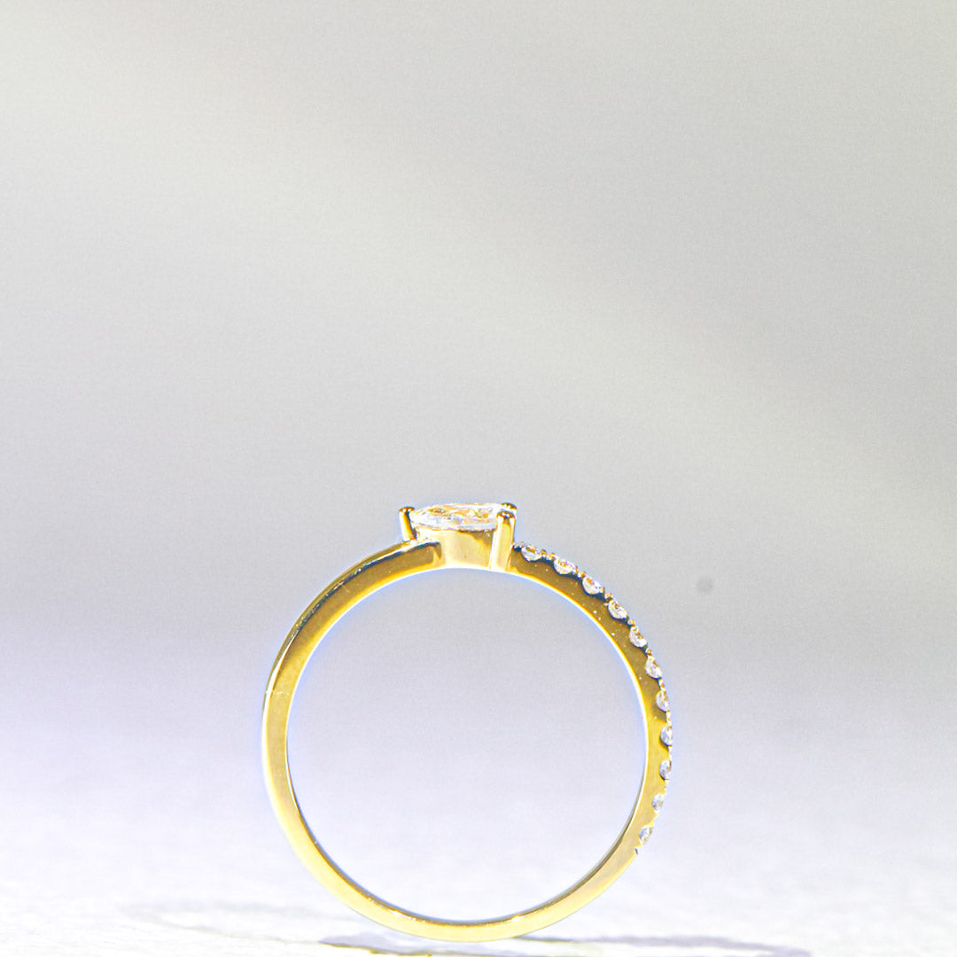 梨形培育鑽石流星戒指 (TMLR1207)