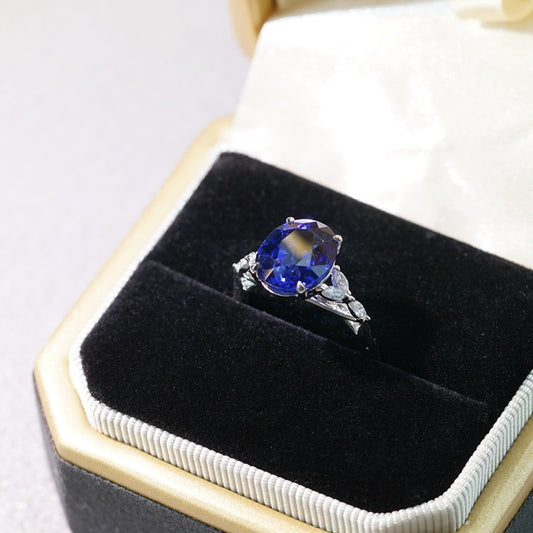 5.06ct 橢圓形培育藍寶石戒指(附 IGI 證書)|配培育馬眼側鑽(PT950 鉑金)|現貨款