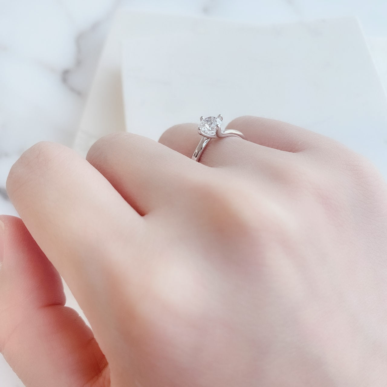 少量/無碎鑽, 曲線, 香港 品牌結婚對戒 ANNA – CD0013TM