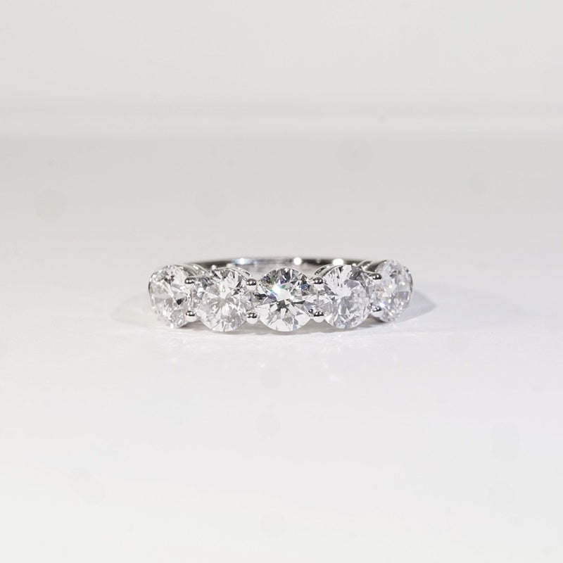 現貨 18K白金 2.502ct 圓形培育鑽石 半圈鑽戒（每顆 0.50ct）