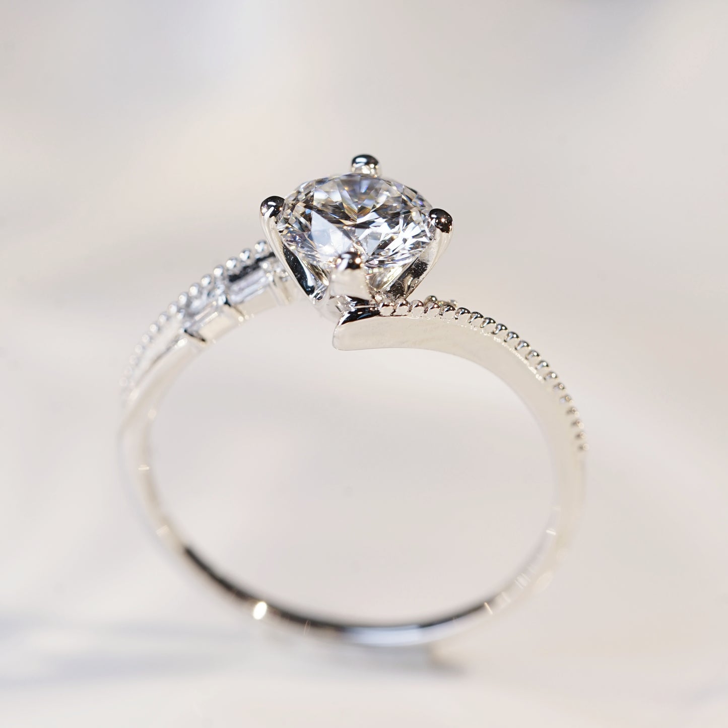 CARA 培育鑽石戒指托｜摩斯密碼扭臂鑲鑽戒圈（18K 金／鉑金）– SLR0902