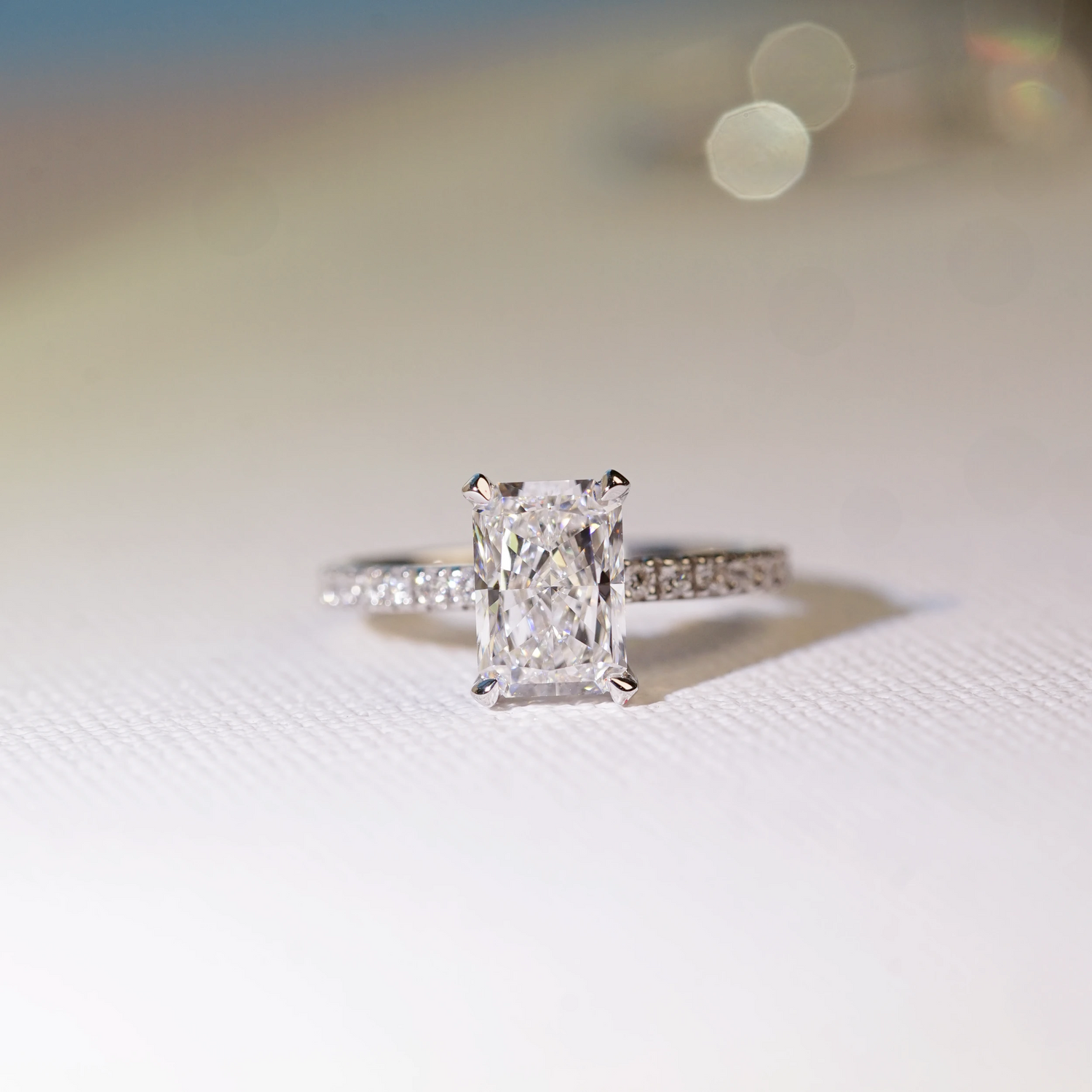 ENID – Radiant-cut Lab-Grown Diamond / Gemstone Pavé Ring Setting (18K Gold / Platinum) – TM0156RA