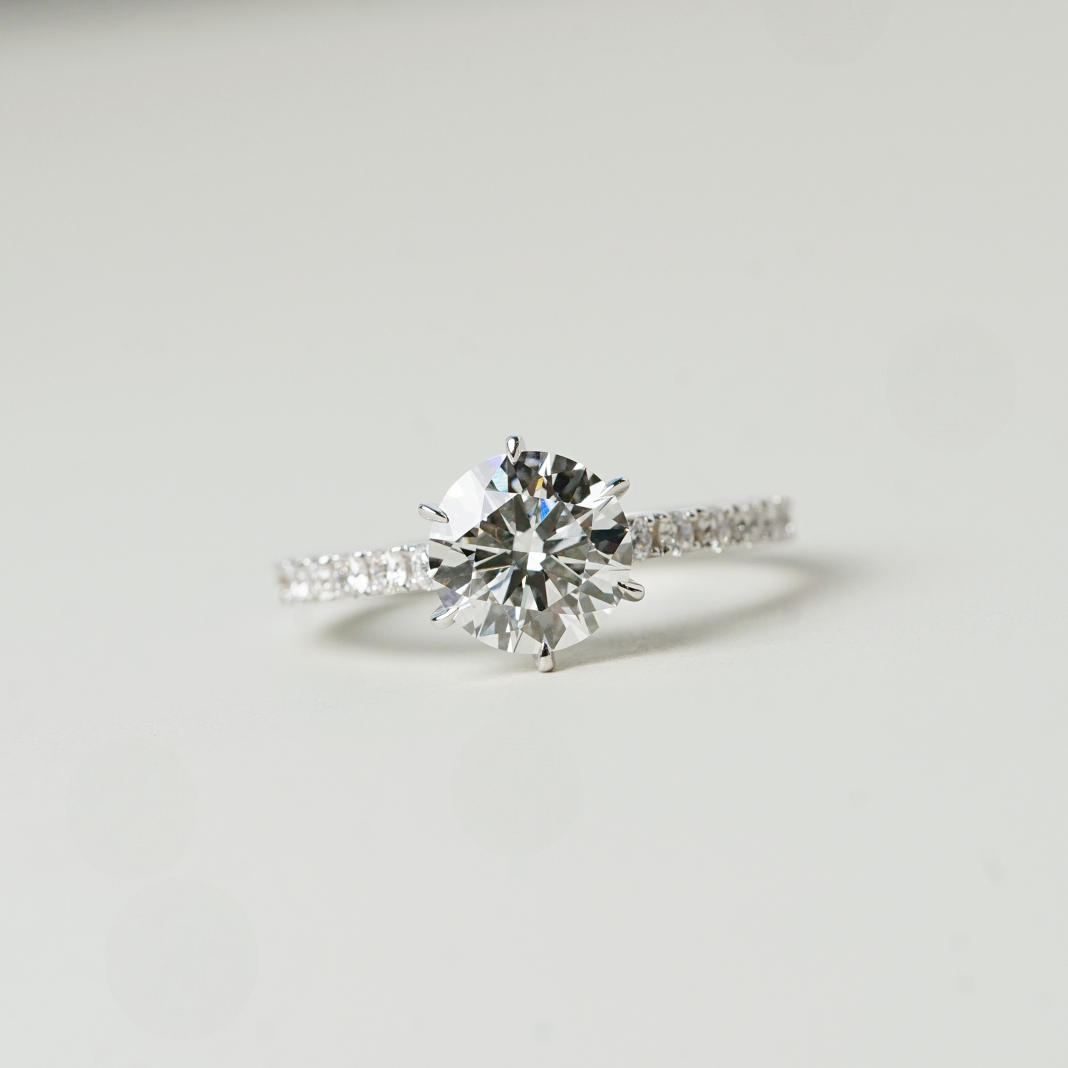 GINERVRA - Lab-Grown Diamond / Gemstone Pavé Ring Setting (18K Gold / Platinum) - SGK1208