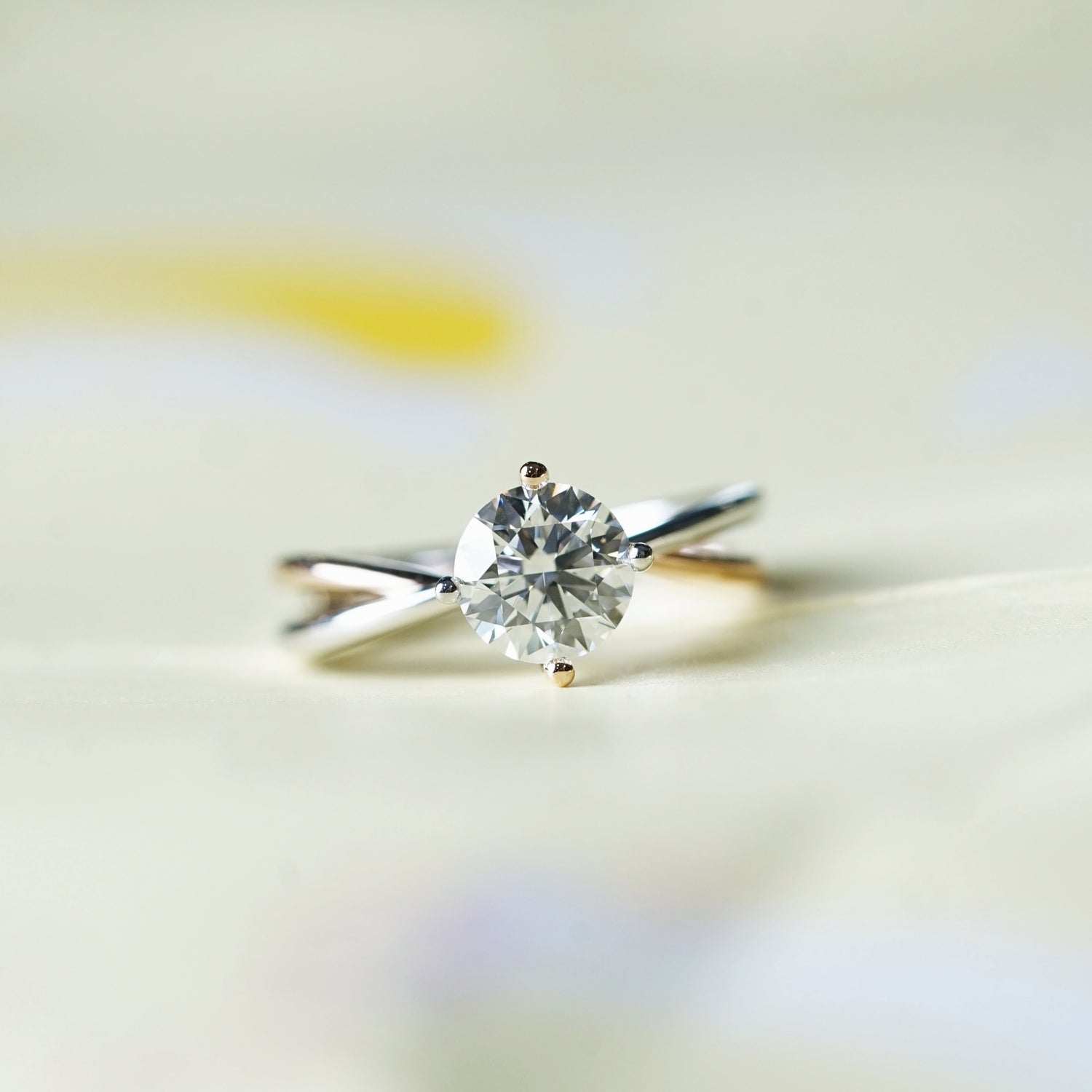 EVELYN - Two-Tone Lab-Grown Diamond / Gemstone Ring Setting | Crossover Band Solitaire (18K Gold / Platinum) - TM0037