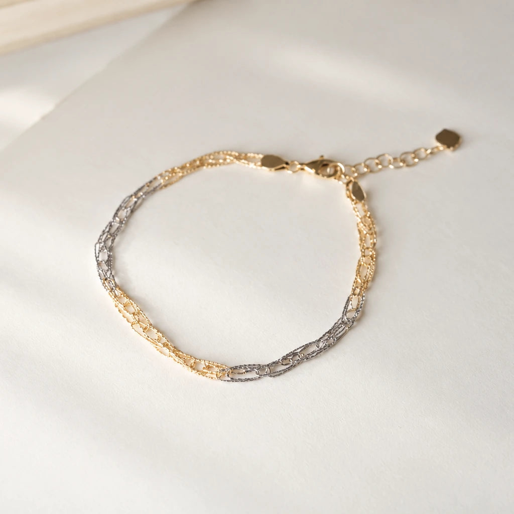 [In Stock] 18K Yellow Gold + 18K White Gold Interwoven Chain Bracelet | Approx. 2.48g | ~16cm + 3cm Extension
