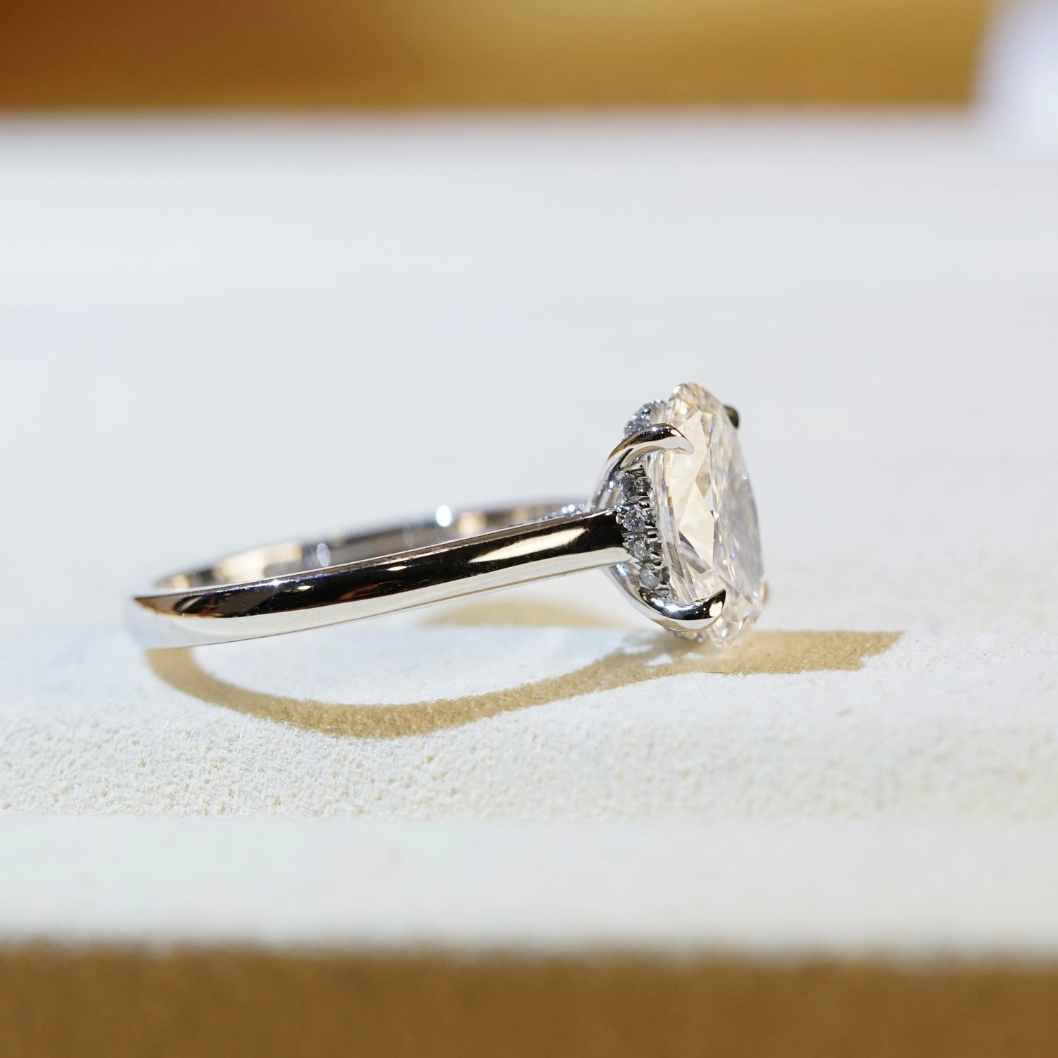 RUTH - Oval-Cut Lab-Grown Diamond / Gemstone Solitaire Ring Setting | with Accented Gallery (18K Gold / Platinum) - TM0805OV