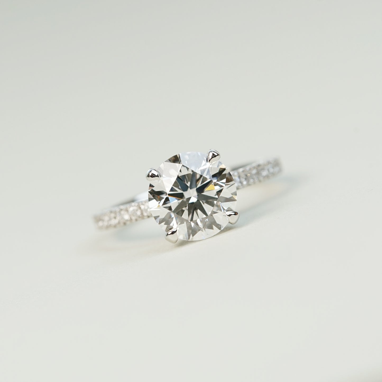 ENID 培育鑽石戒指托｜直線密釘鑲鑽戒圈（18K 金／鉑金）– TM0156