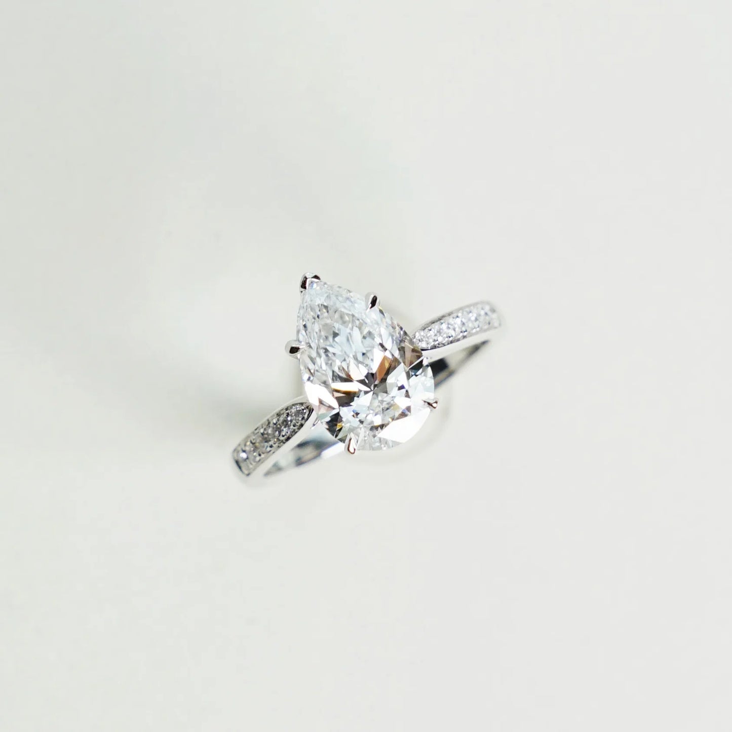 MAPLE - Pear-Cut Lab-Grown Diamond / Gemstone Pavé Ring Setting (18K Gold / Platinum) - TMRA1130PE