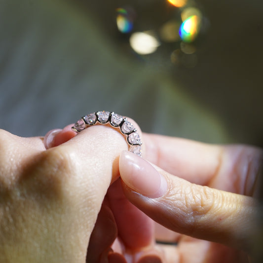 現貨 18K金 1.72ct (每粒0.25ct) 培育圓鑽U形爪線戒