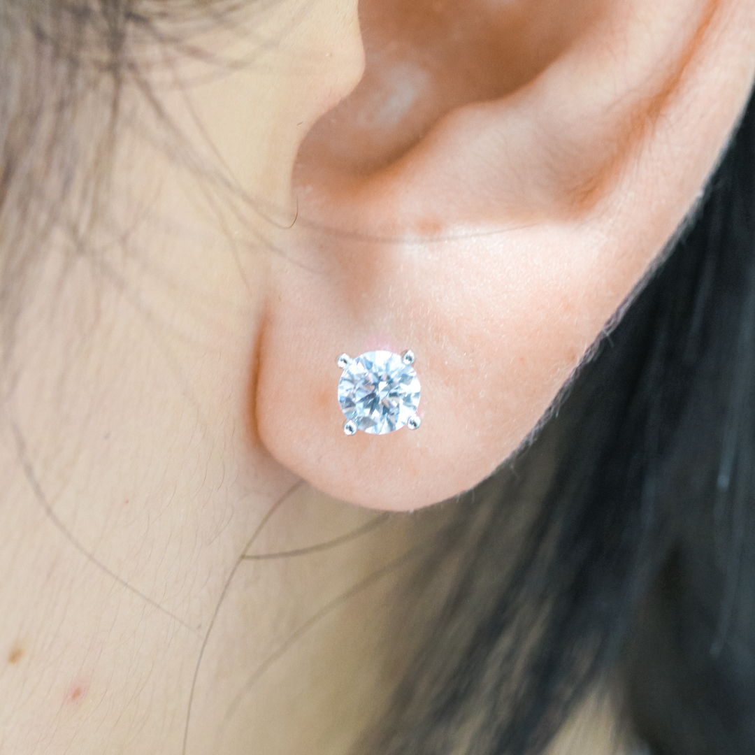 18K Gold Lab-Grown Diamond Stud Earrings Setting | Classic 4-Prong (Flat-Base Setting) | FME2010