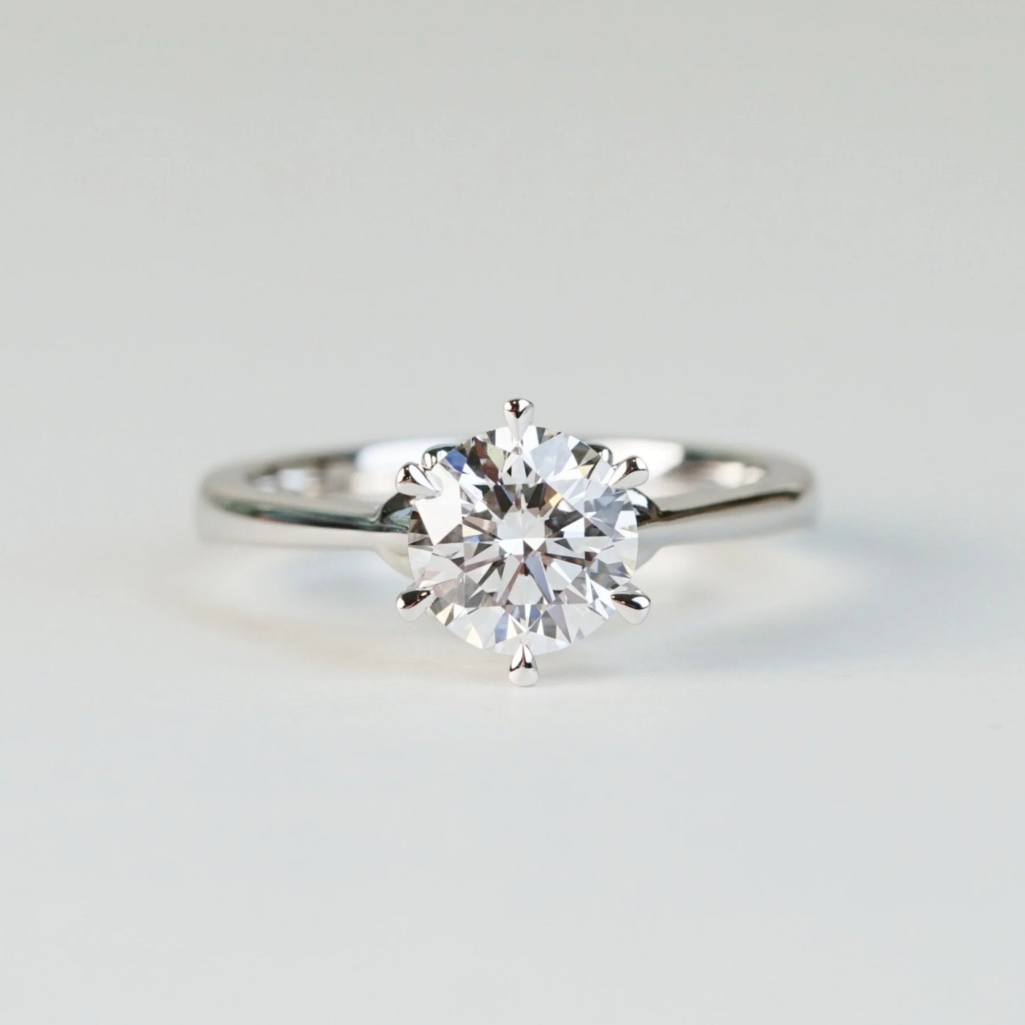 ERANTH - Lab-Grown Diamond / Gemstone Solitaire Ring Setting | Sculpted Gallery (18K Gold / Platinum) - GD0040