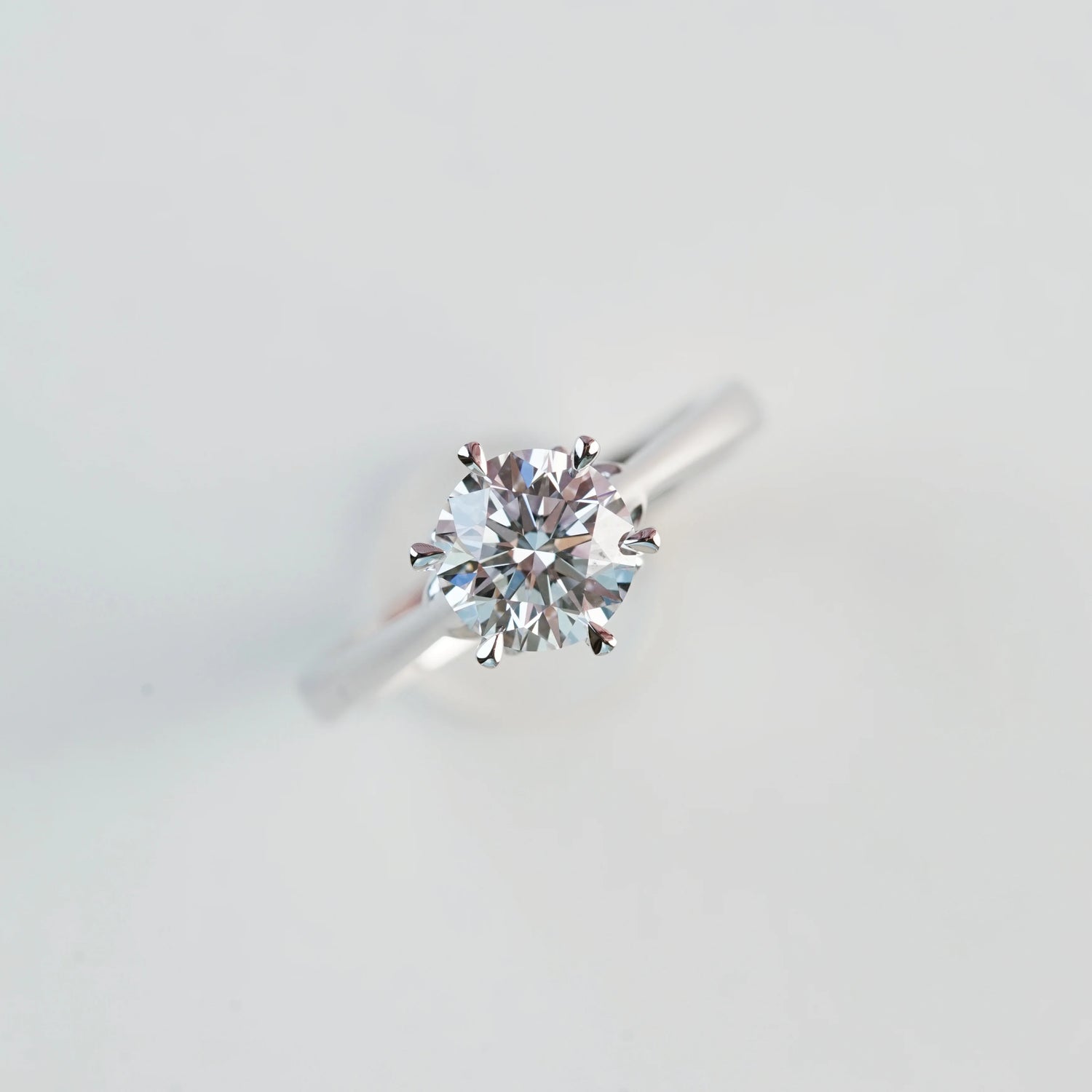 ERANTH - Lab-Grown Diamond / Gemstone Solitaire Ring Setting | Sculpted Gallery (18K Gold / Platinum) - GD0040