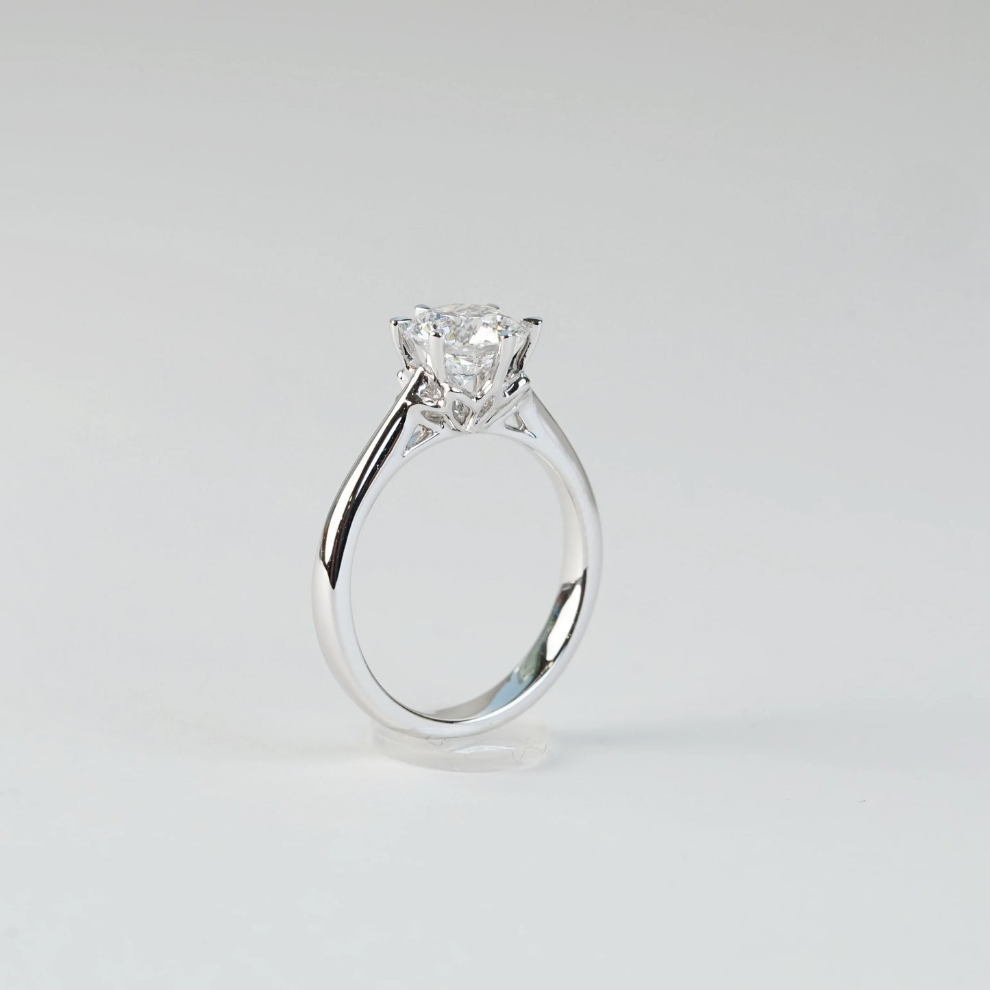 ERANTH - Lab-Grown Diamond / Gemstone Solitaire Ring Setting | Sculpted Gallery (18K Gold / Platinum) - GD0040