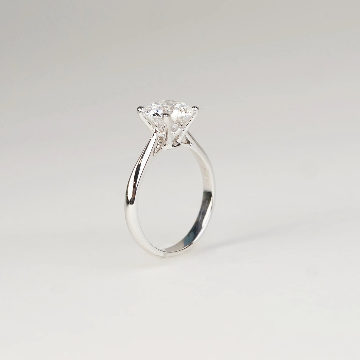 ADRAS - Lab-Grown Diamond/ Gemstone Ring Setting | Tapered Band Solitaire (18K Gold / PT950) GD0051