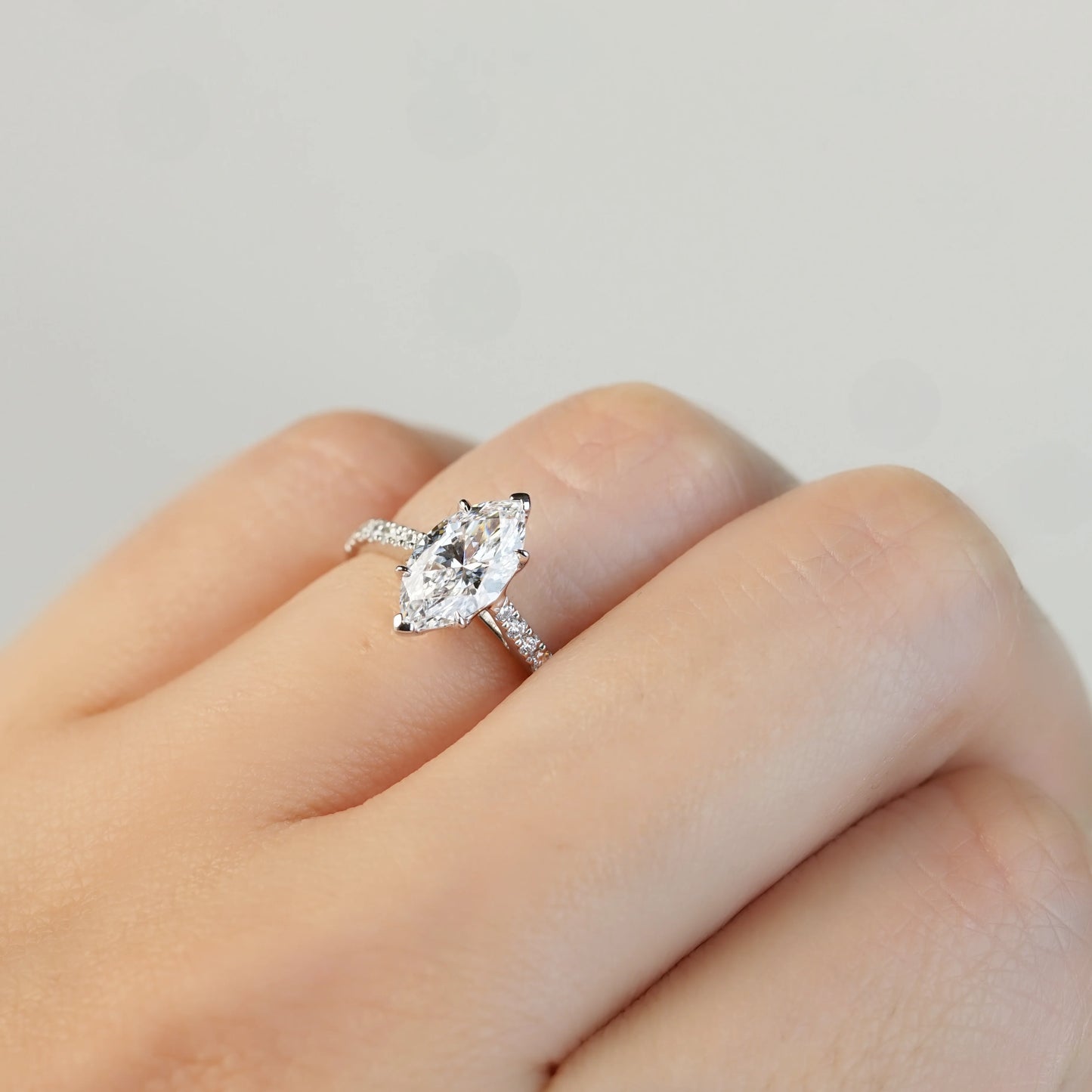 WINNI – Marquise-Cut Lab-Grown Diamond / Gemstone Tapered Pavé Ring Setting (18K Gold / Platinum) – GD0270MQ