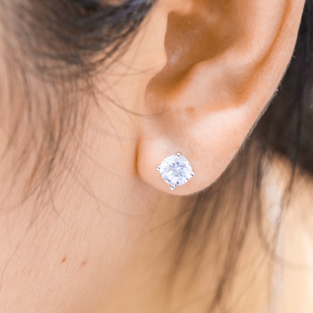 18K Gold Lab-Grown Diamond Stud Earrings Setting | Classic 4-Prong (Refined-Base Setting) | GDE2009