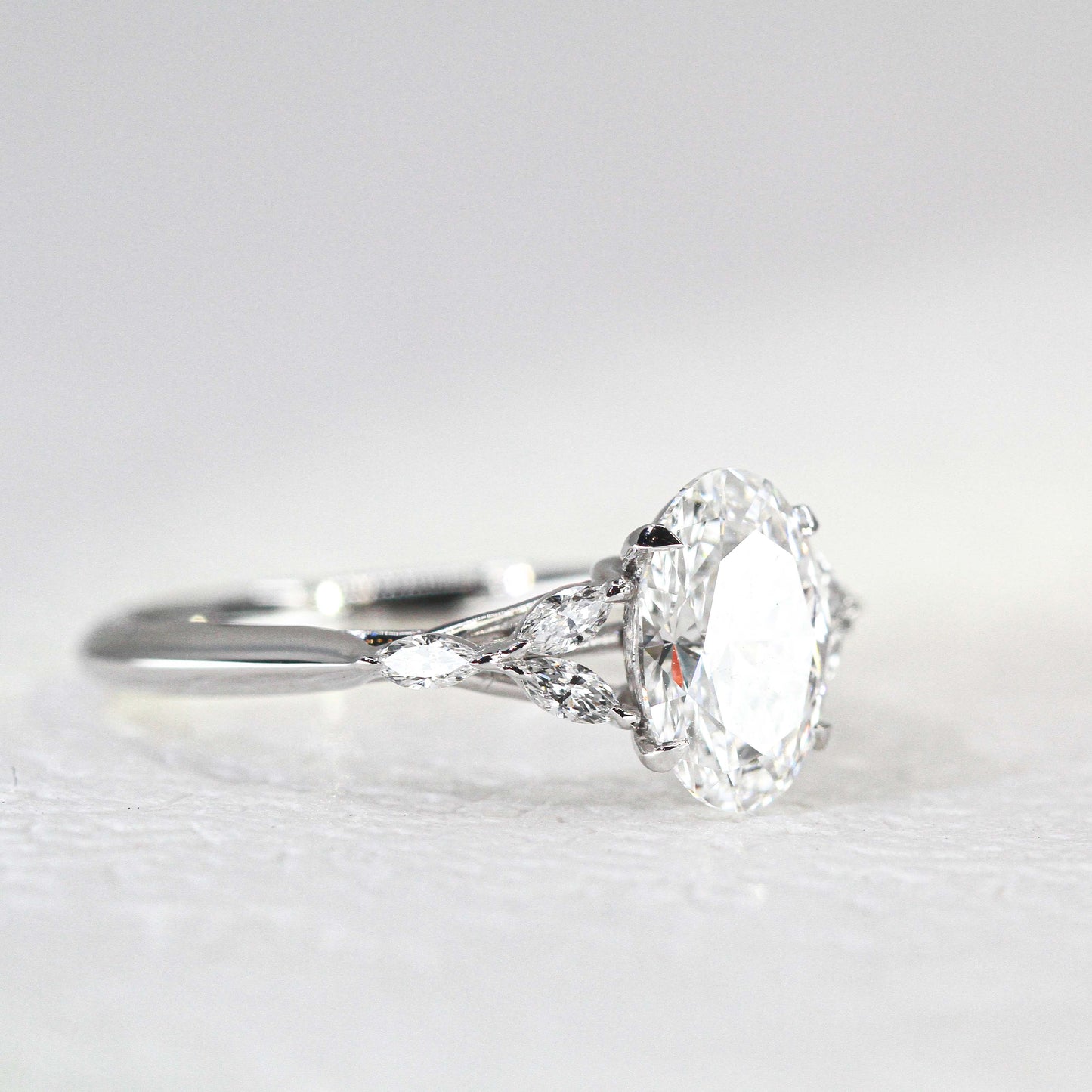 In-Stock 1.07cts Oval Shape Lab Grown Diamond Ring (MARIAN - R24802OVA)