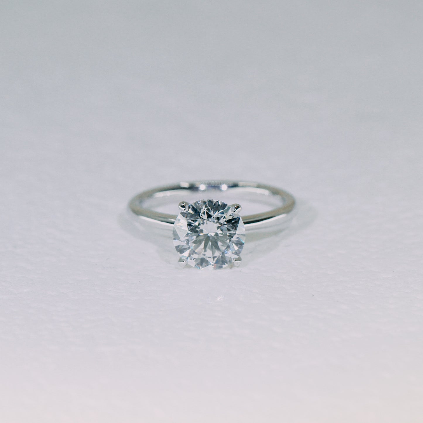 In-Stock 2.02cts Round Shape Lab Grown Diamond Ring (FLORIA - R24814RD)