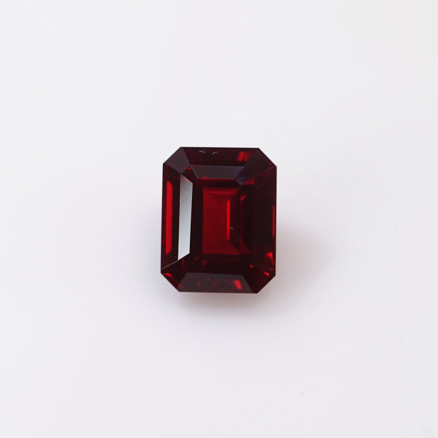 7.14cts 現貨培育紅寶石 - 祖母綠形