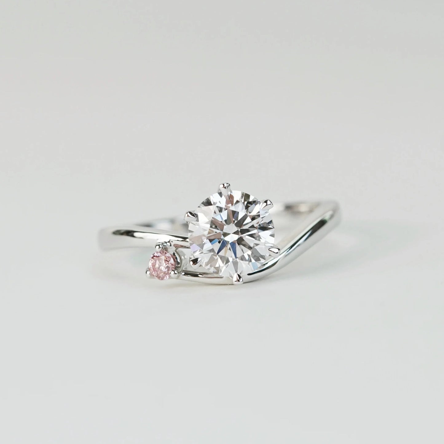 FREYA - Lab-Grown Diamond / Gemstone Ring Setting | Curved Band with Accented Pink Lab Diamond (18K Gold / Platinum) - SGZ3010