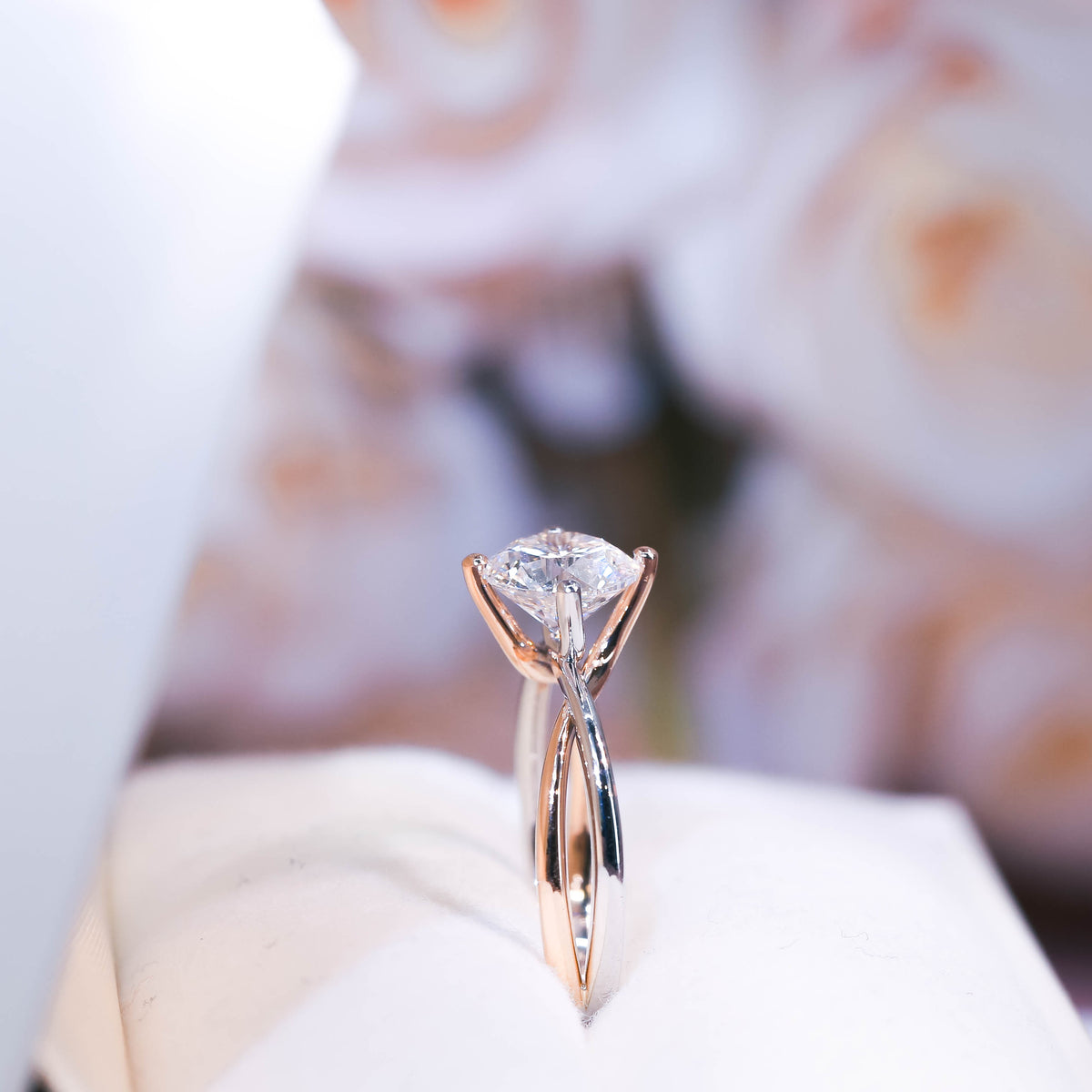 1.52ct 圓形培育鑽石單鑽戒指 - 18K 白金 + 18K 玫瑰金（附IGI證書）｜ EVELYN - TM0037｜現貨款