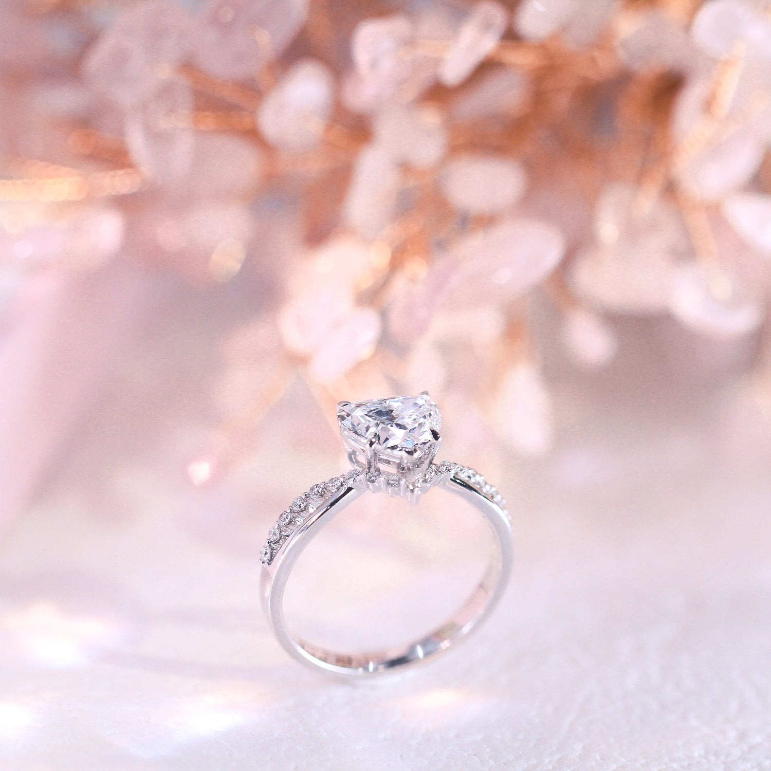 1.57ct 心形培育鑽石戒指 - PT950（附 IGI 證書）｜V形鋪鑽戒圈｜PRINCESS - TM0305HT｜現貨款