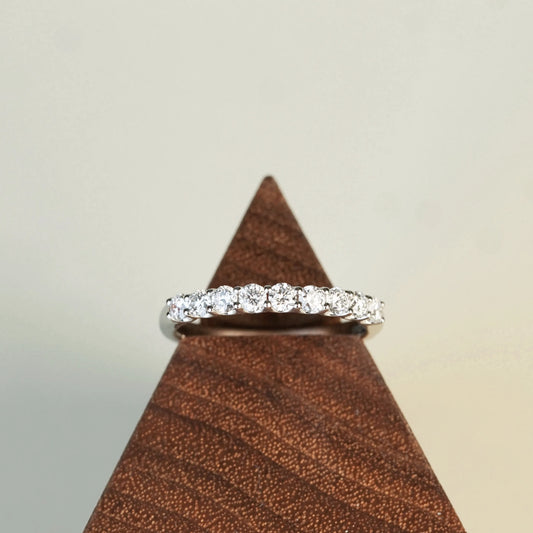 In-Stock PT950 0.535ct (0.05ct each) Round Lab Grown Diamonds U-Prong Anniversary Ring