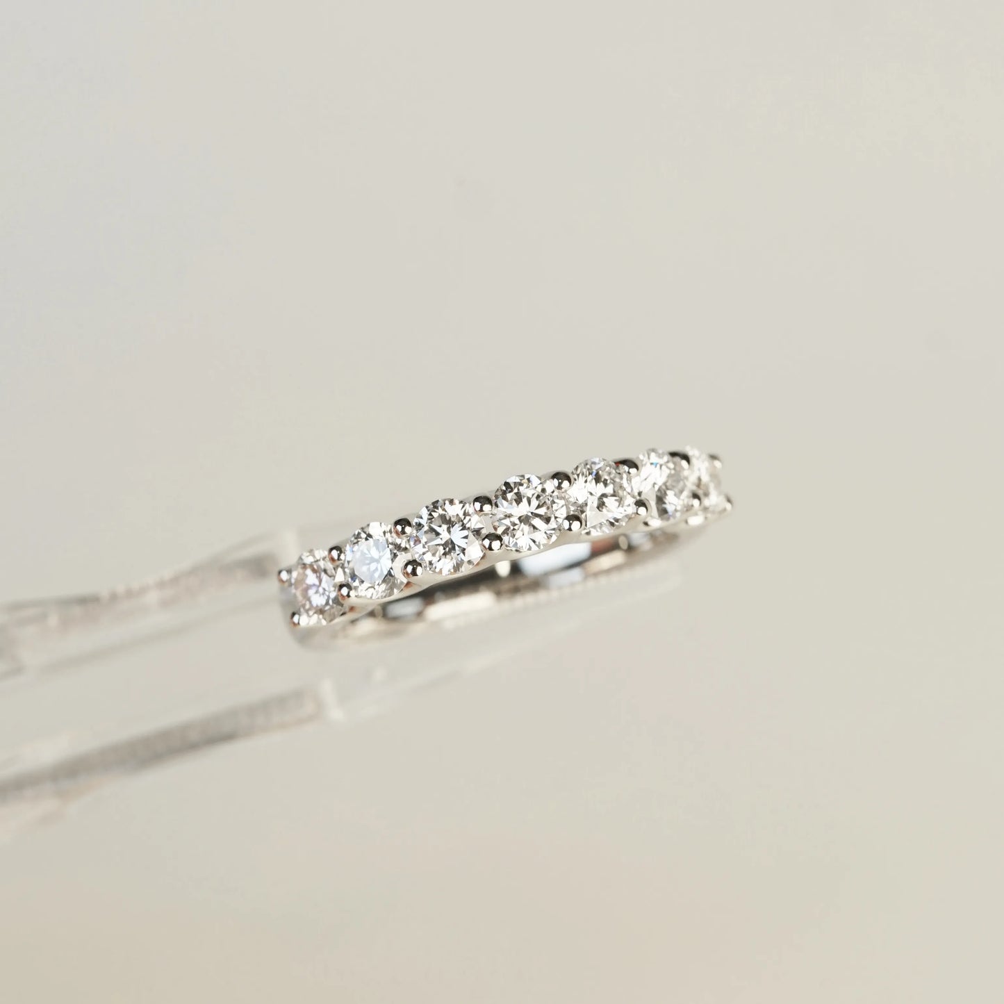 現貨 PT950 1.205ct (每粒0.17ct) 培育圓鑽U形爪線戒
