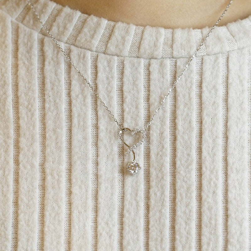 18K Gold Lab-Grown Diamond Pendant Setting | Half Pavé Heart-Inspired Drop Design | TMP0802
