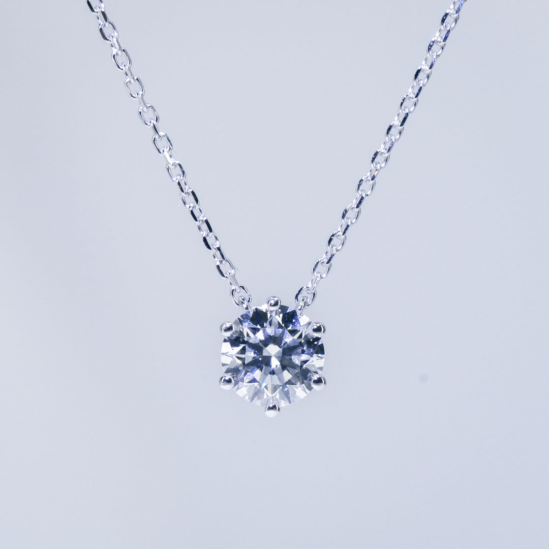 18K金圓形培育鑽石單鑽頸鏈 | D-E VVS | 經典六爪 | <總數 0.20ct - 1.50ct+>