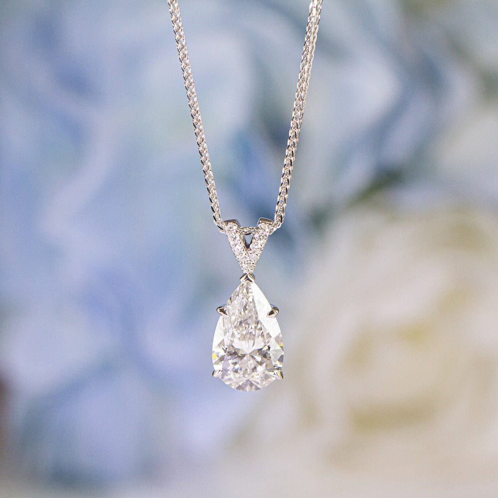18K Gold Pear-Cut Lab-Grown Diamond Pendant | Pavé V-Shaped Bail Drop Design | TMPA1911