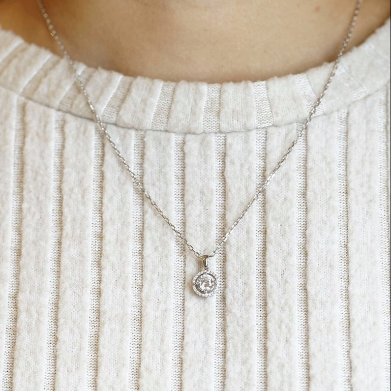18K Gold Lab-Grown Diamond Halo Pendant | Pavé Circle Design | TMPB0421