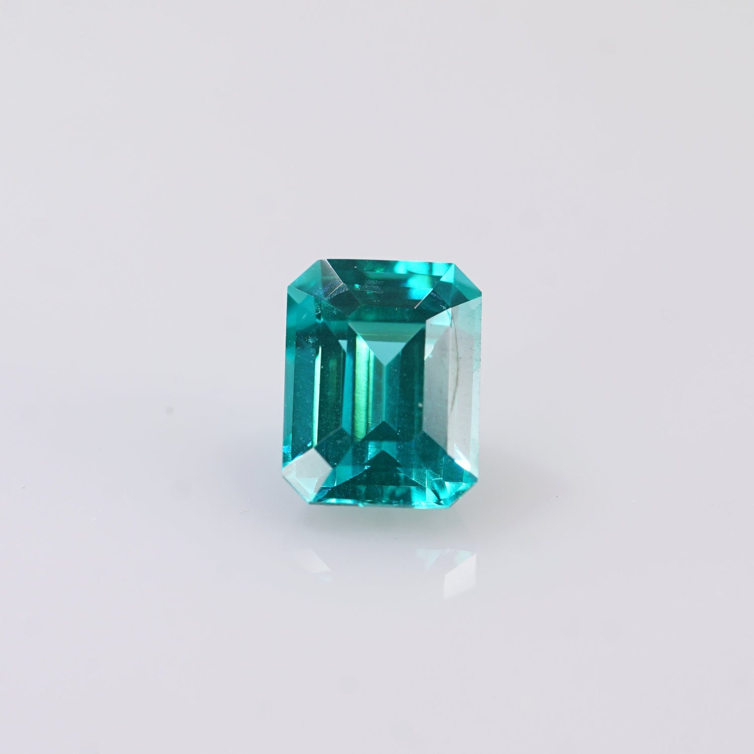 3.34cts 現貨培育帕拉伊巴石榴石 - 祖母綠形
