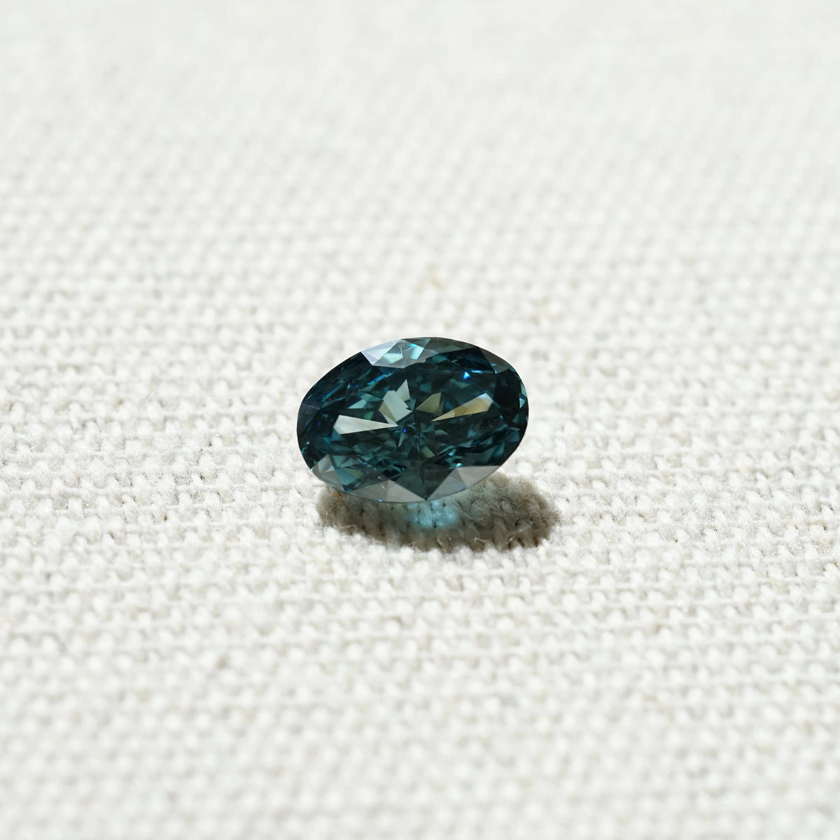 2.42ct In-Stock Oval Blue-Green Lab-Grown Diamond (with IGI Report)