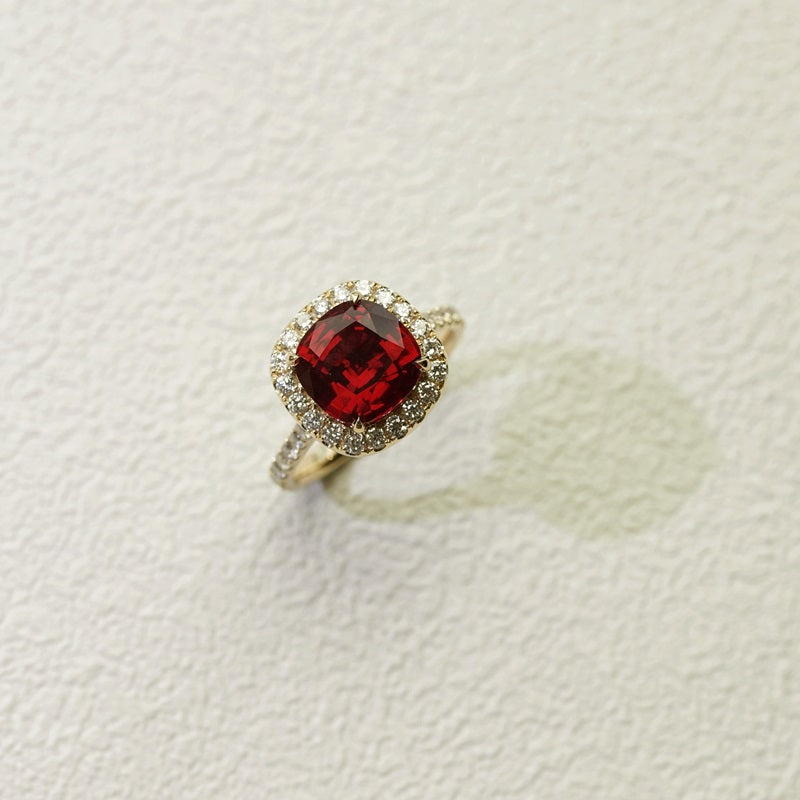 4.20ct 墊形培育紅寶石戒指（附 IGI 證書）｜光環鑲嵌款式（18K黃金）｜現貨款