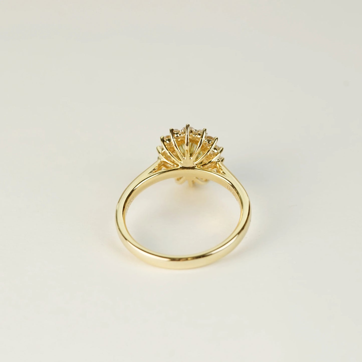 CHARLOTTEE - Oval-cut Lab-Grown Diamond / Gemstone Halo Ring Setting (18K Gold / Platinum) - R24802OVA