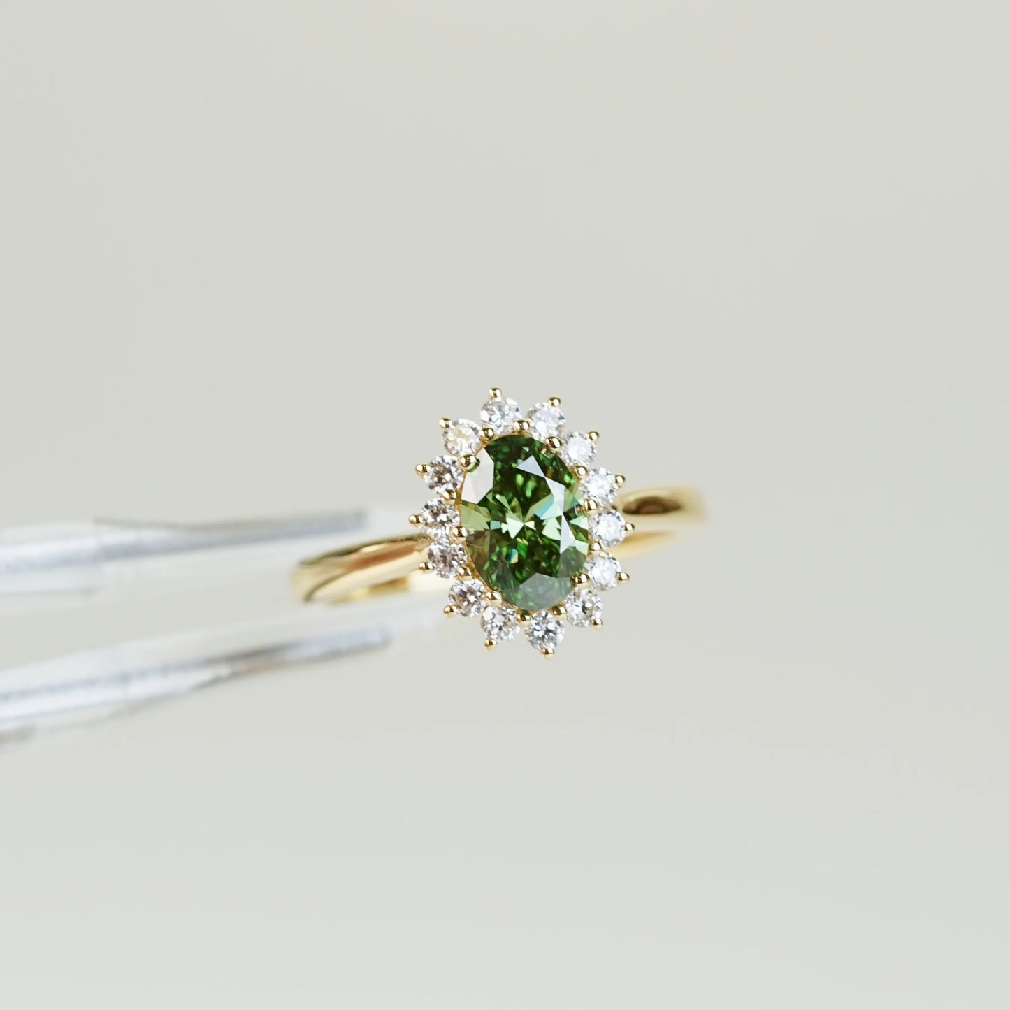 CHARLOTTEE - Oval-cut Lab-Grown Diamond / Gemstone Halo Ring Setting (18K Gold / Platinum) - R24802OVA
