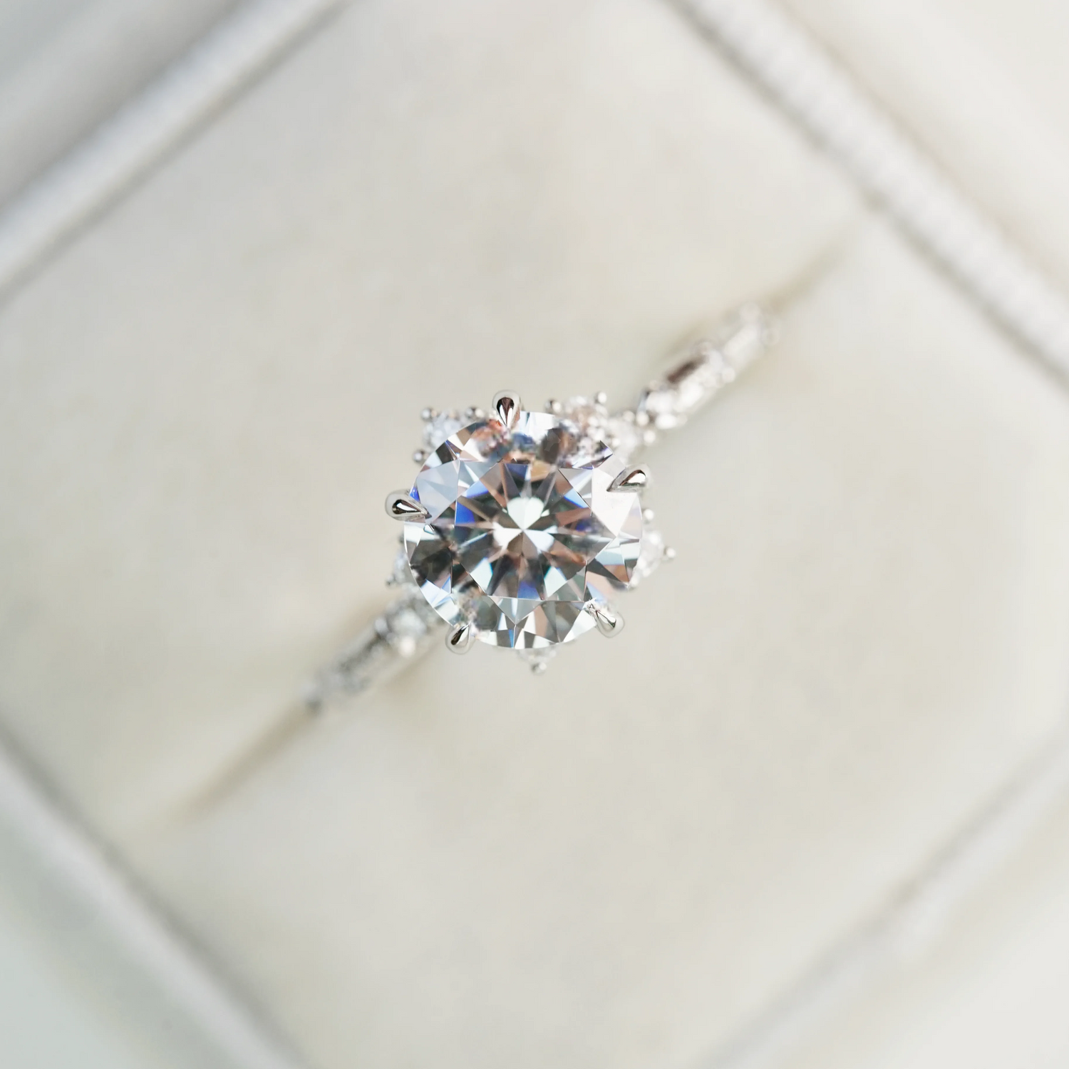 FREDERICA - Lab-Grown Diamond / Gemstone Solitaire Ring Setting | Snowflake-Inspired Gallery with Accented Stones (18K Gold / Platinum) - TMRR3491I(W)
