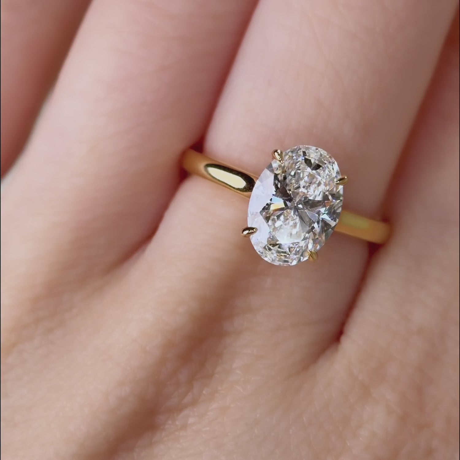 RUTH - Oval-Cut Lab-Grown Diamond / Gemstone Solitaire Ring Setting | with Accented Gallery (18K Gold / Platinum) - TM0805OV